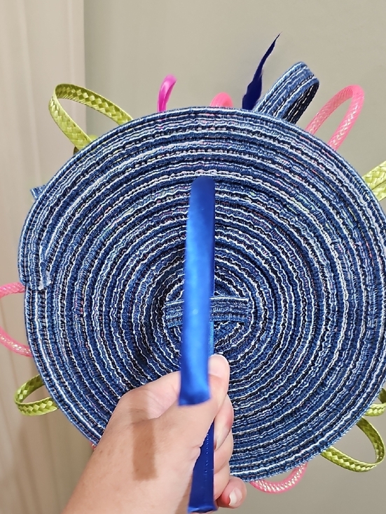 Derby Fascinator Feather New Blue Pink Green main image 5